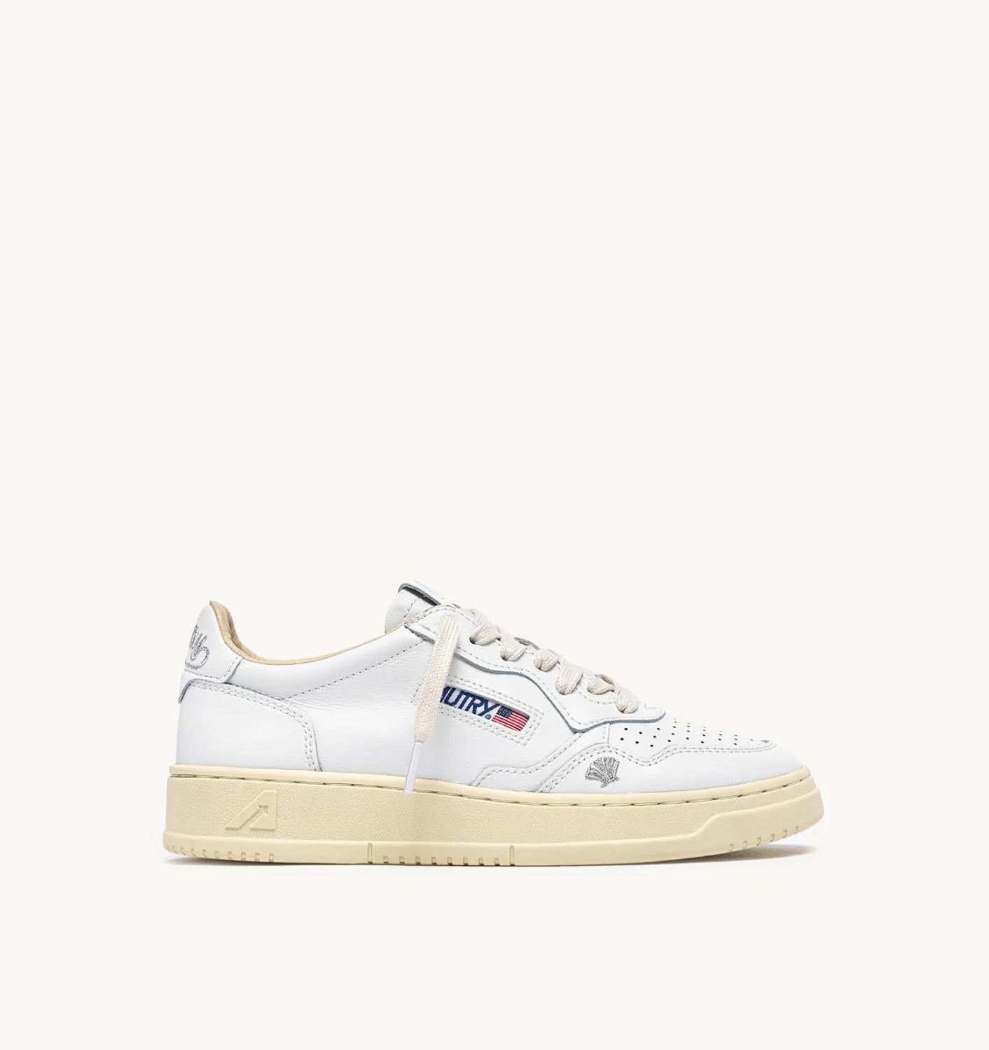  AULW HP02 SHELL WHT/SILV AUTRY 