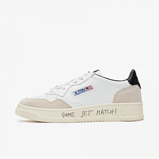  AULW MA04 SUEDE WHT/BLACK AUTRY 
